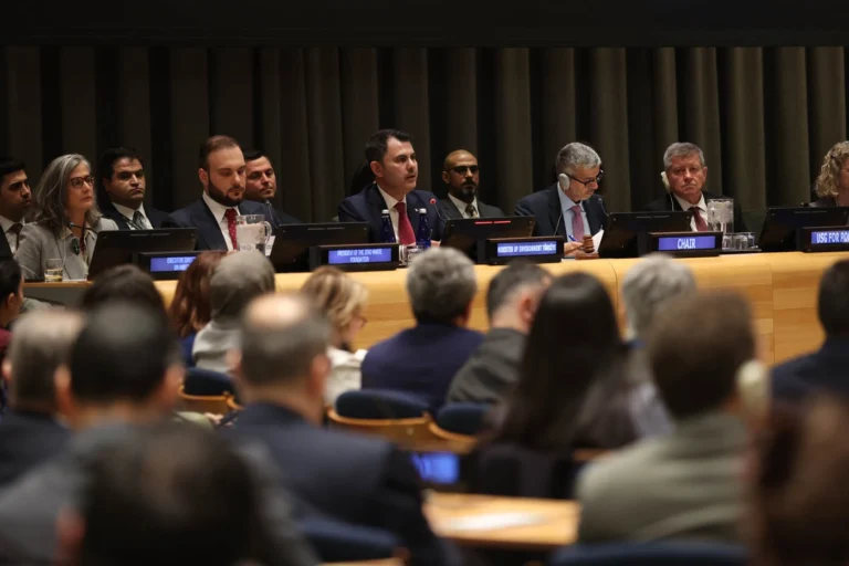 Bakan Murat Kurum, Birleşmiş Milletler'de sıfır atığın bir tercih değil mecburiyet olduğunu vurguladı.