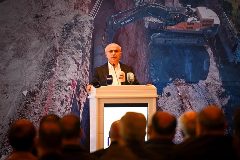 Malatya'nın yeniden yapılanması ve yeşil bir şehir vizyonunu temsil eden manzara