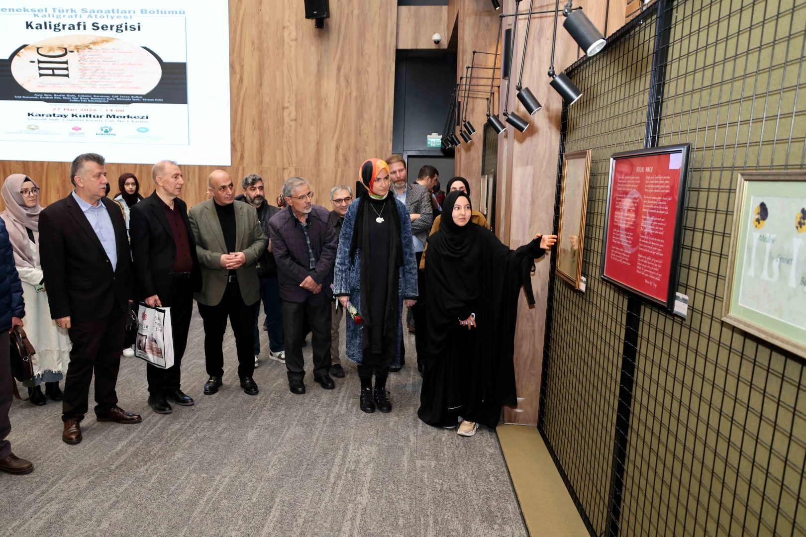 Karatay Belediyesi'nin düzenlediği 'HİÇ' Kaligrafi Sergisi açıldı.