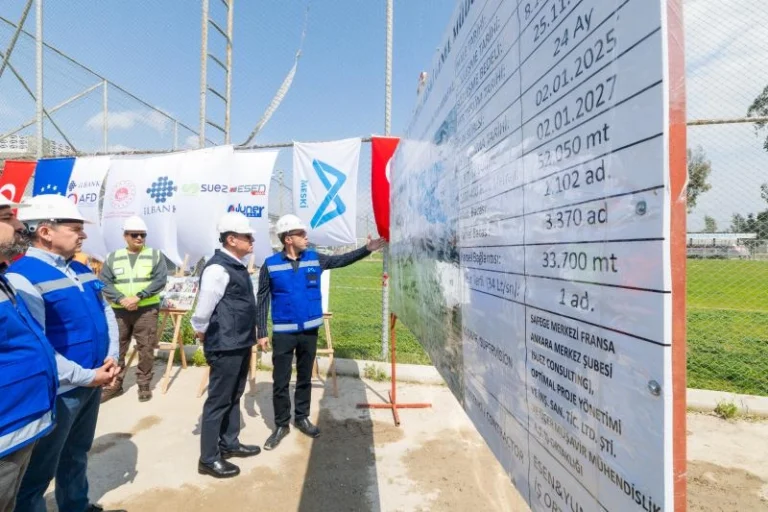 Mersin'de yapımı süren 55 kilometrelik kanalizasyon hattı projesinin yüzde 75'i tamamlandı.