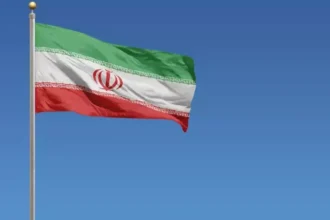 İran'dan Basra Körfezi'nde mayın kullanma uyarısı