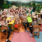 Maltepe Belediyesi'nin düzenlediği ara tatil etkinliklerinde çocuklar eğleniyor.