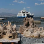 İzmir Körfezi'nde atık midye kabuklarından yapılan yapay resifler deniz yaşamını canlandıracak.