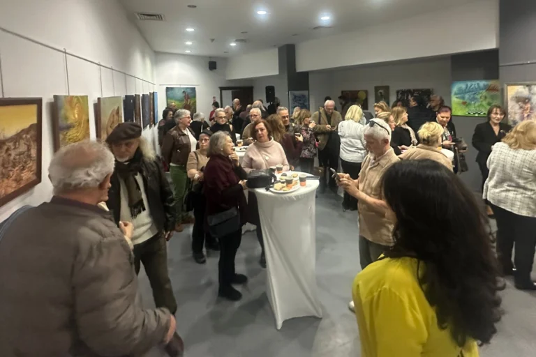 İzmir'de Doğa, Kadın ve Su Sergisi'nin açılışından bir kare