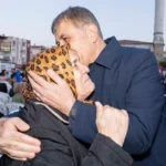 İzmir Büyükşehir Belediye Başkanı Dr. Cemil Tugay, Aliağa'da düzenlenen Ramazan iftarında vatandaşlarla bir araya geldi.