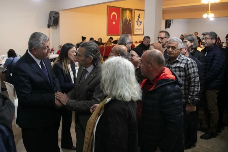 Güzelbahçe'de iftar sonrası bayramlaşma töreni