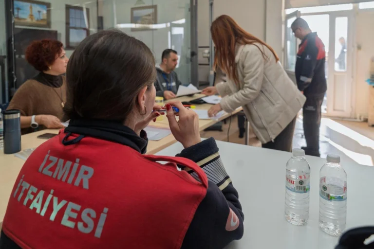 İzmir İtfaiyesi personel alımı haberi görseli