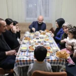 Kocasinan Belediyesi'nin Ramazan ayı boyunca ihtiyaç sahiplerine yönelik başlattığı sosyal yardım seferberliğini gösteren görsel