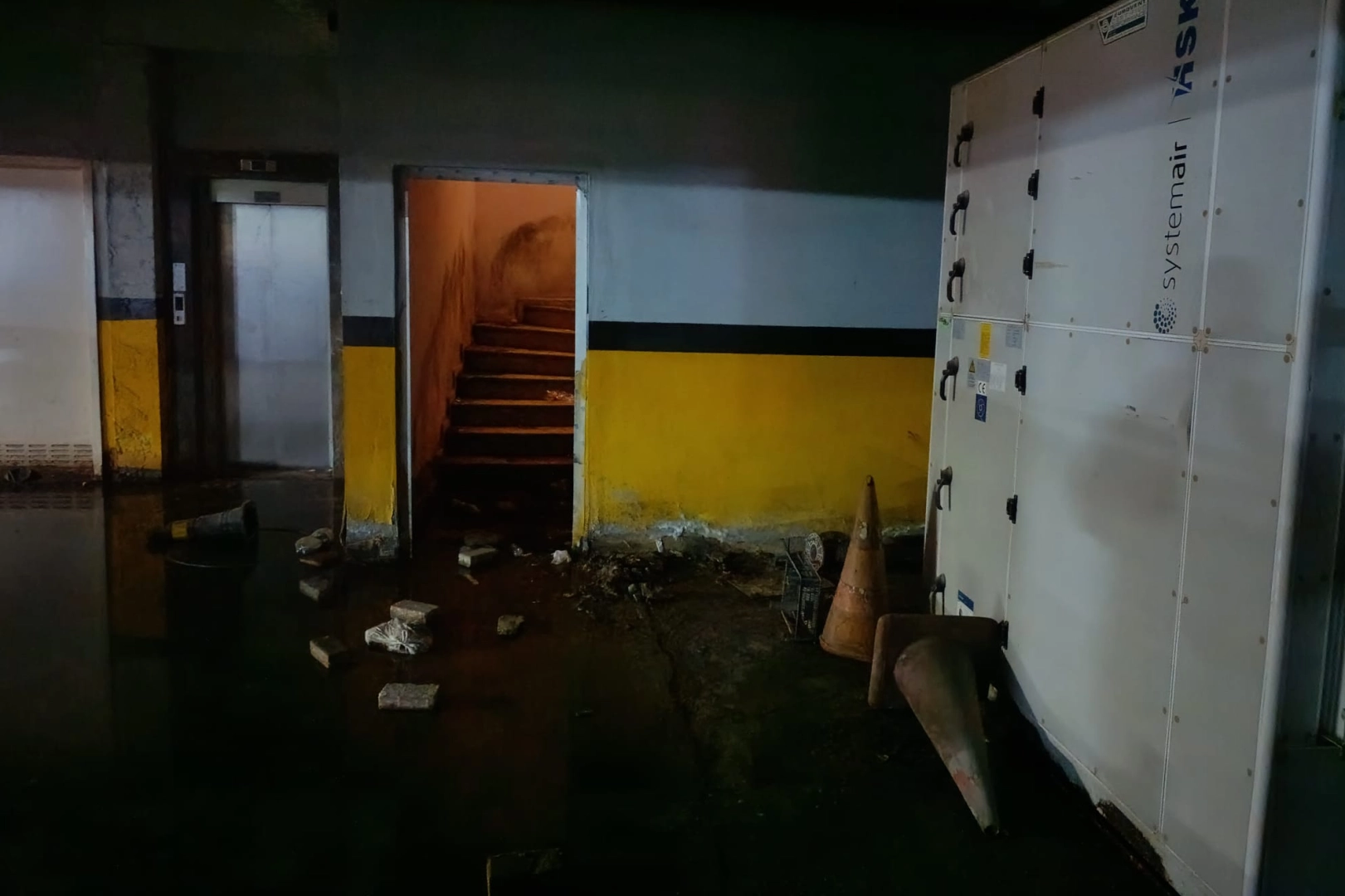 Keşan Belediyesi otoparkının bakımsızlıktan dolayı kötü durumda olduğunu gösteren kapak görseli