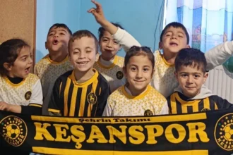 Keşanspor'dan Mardinli öğrencilere forma, atkı ve bere yardımı
