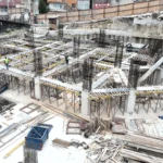 Kocaeli'nin Dilovası ilçesinde inşa edilen modern kent meydanı projesinin havadan görünümü