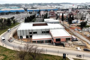 Kocaeli Gebze'de inşaatı devam eden engelsiz yaşam merkezinin dış cephesi