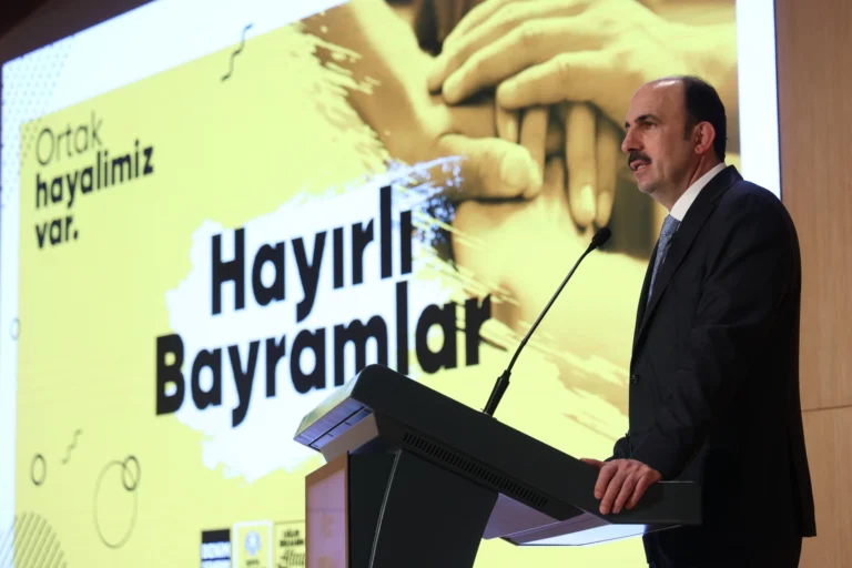 Konya Büyükşehir Belediyesi çalışanları bayramlaşma etkinliği