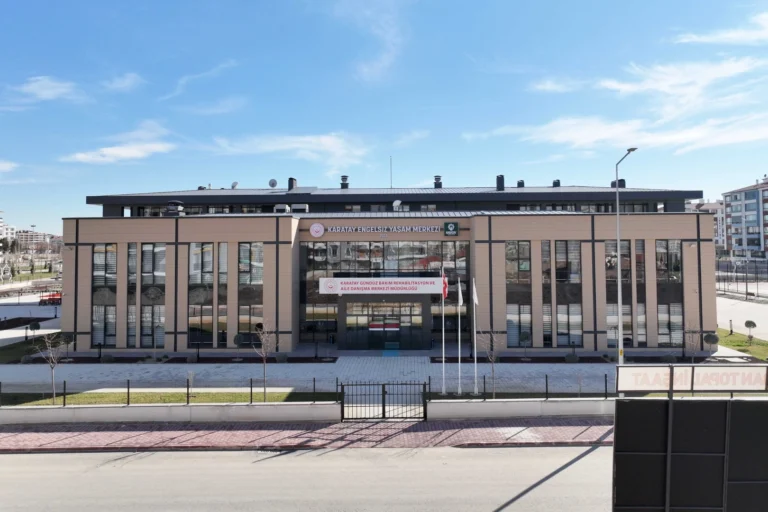 Konya Karatay Engelsiz Yaşam Merkezi'nin dış görünüşü ve iç mekanlarından detaylar