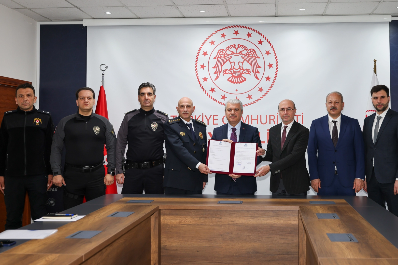 Konya Selçuklu'da parklara kurulan güvenlik kameraları