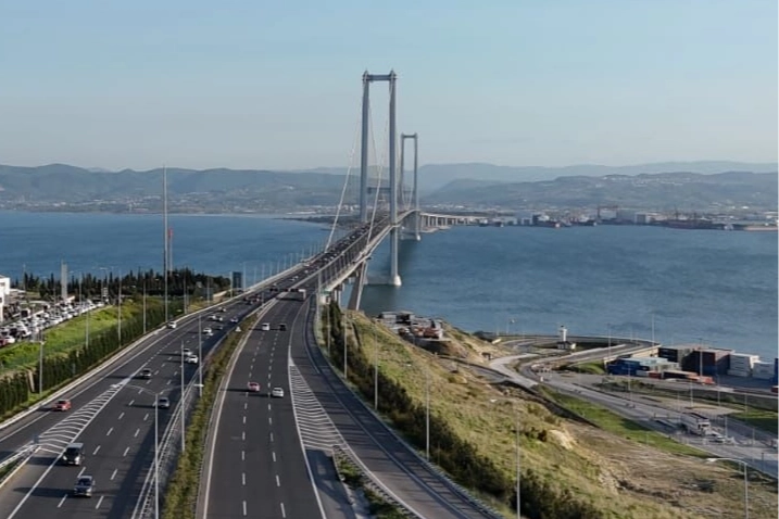 Bayram yolculuğu öncesi otoyol ve gişe güvenliği konusunda uzman uyarısı