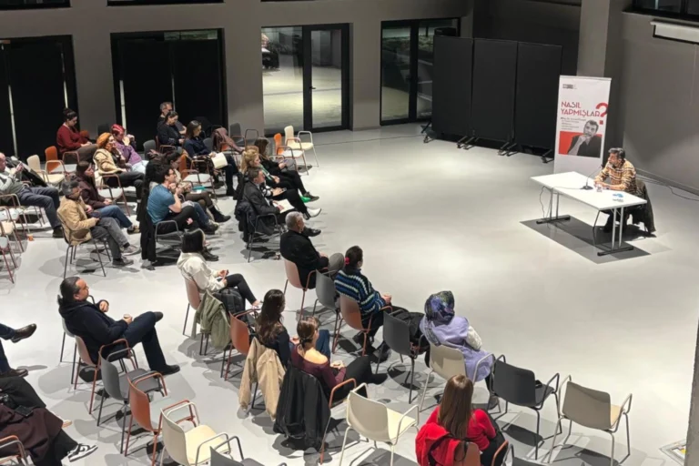 Claude Levi-Strauss'un yapısalcı mirası üzerine düzenlenen söyleşiden genel görünüm