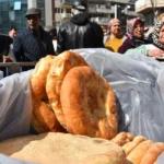 Manisa Gördesliler Derneği'nin ücretsiz Ramazan pidesi dağıtım etkinliği