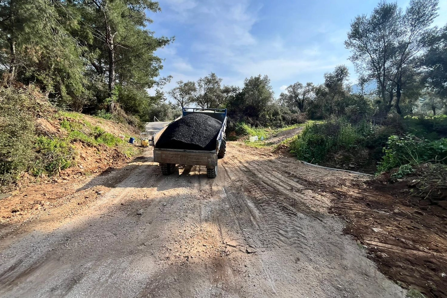 Muğla Milas'ta devam eden kapsamlı alt ve üst yapı çalışmaları