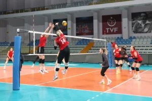 Nilüfer Belediyespor kadın voleybol takımı play-off maçlarına hazırlanıyor.