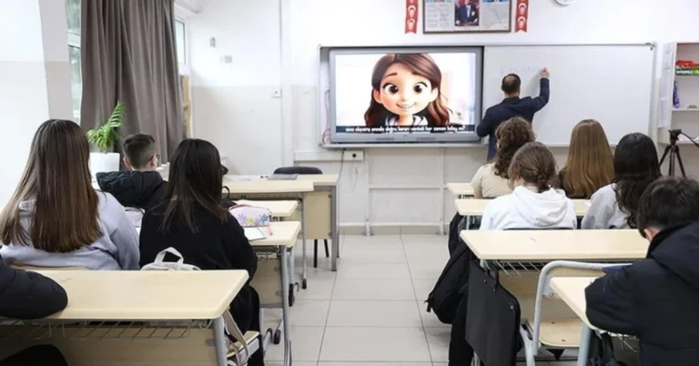 Okullarda ilk ders olarak finansal okuryazarlık eğitimi veriliyor.