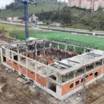 Ordu Eskipazar Spor Kompleksi inşaatı, yarı olimpik yüzme havuzu ve spor salonu yapım çalışmaları devam ediyor.