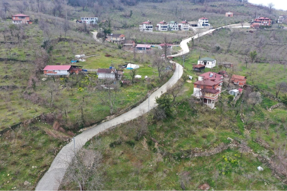 Ordu Fatsa'da tamamlanan beton yol güzergahı
