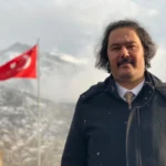 Prof. Dr. Selman Tunay Kamer, yapay zekanın savaşlardaki rolünü ve veri güvenliğinin önemini anlatıyor