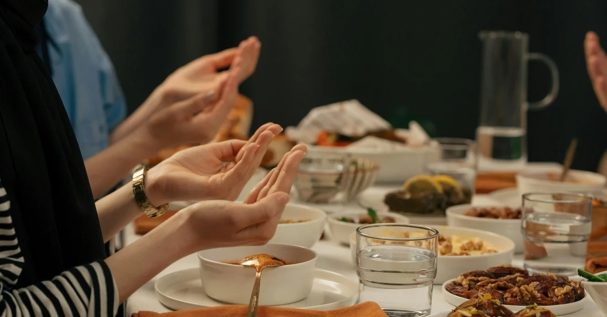 Ramazan ayının son iftarı Çanakkale'de yapılacak, şehir şehir oruç süreleri