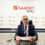 Saadet Partisi İl Başkan Yardımcısı Ensari Altınışık dijital bağımlılık konusunda açıklama yapıyor.