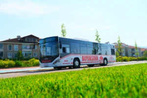 Sakarya'da hizmet veren 16K otobüs hattı ve memnun yolcular