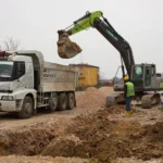 Sakarya'da Hanlı Mahallesi'ne yapılan yeni su ve kanalizasyon hattı inşaatı