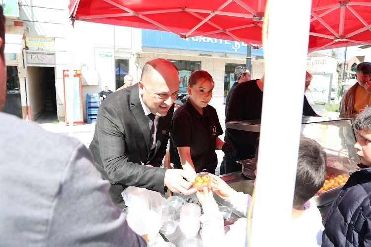 Sakarya Geyve'de Muhsin Yazıcıoğlu ve dava arkadaşları için düzenlenen anma etkinliğinden bir kare