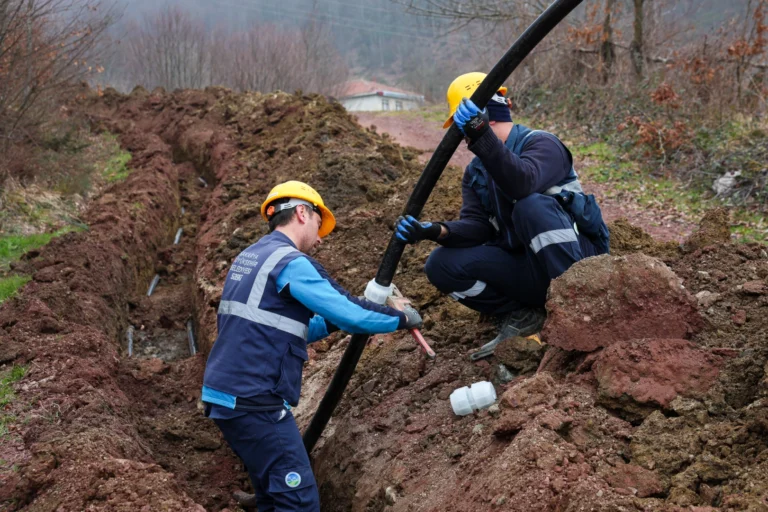 Sakarya Geyve'de 5 bin metrelik içme suyu hattı yenileniyor