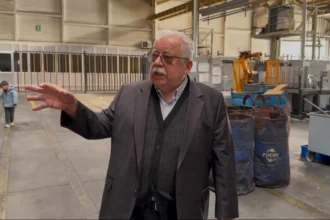 Mehmet Ali Atiker, 30 metrekarelik bir atölyeden global markaya uzanan yolculuğunu anlatıyor.