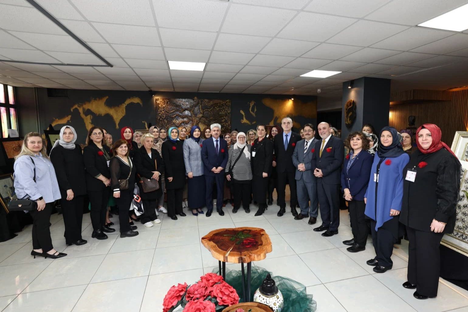 Hz. Muhammed'in değerlerini anlatan sanat sergisi açılışı