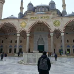 Ramazan Bayramı namaz saatleri Diyanet İşleri Başkanlığı tarafından açıklandı, il il saatler listelendi.