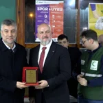 Şile'de spor camiası ve gençlerin Yeşilay iftar programında bir araya gelmesi