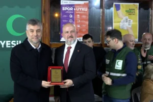 Şile'de spor camiası ve gençlerin Yeşilay iftar programında bir araya gelmesi