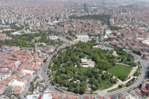 Konya Büyükşehir Belediyesi Ramazan Bayramı hazırlıkları kapsamında toplu taşıma ve otoparklar ücretsiz hizmet verecek.