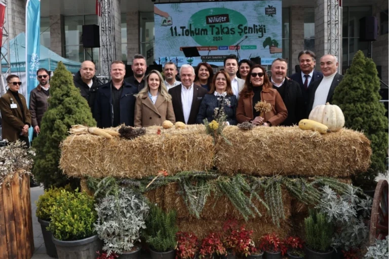 Nilüfer'de düzenlenen 11. Tohum Takas Şenliği'nde yerel tohumlar dağıtıldı
