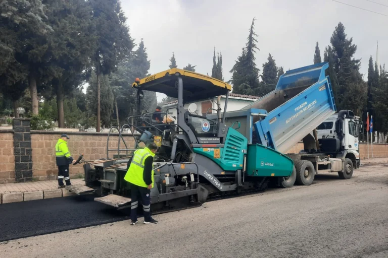 Trabzon'da 18 ilçeyi kapsayan yol ve altyapı çalışmaları