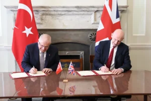 Türkiye ve Birleşik Krallık arasında Eurofighter anlaşması imzalandı.