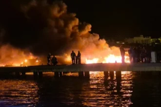 Yalıkavak Marina'da çıkan yangın sonrası söndürme çalışmaları