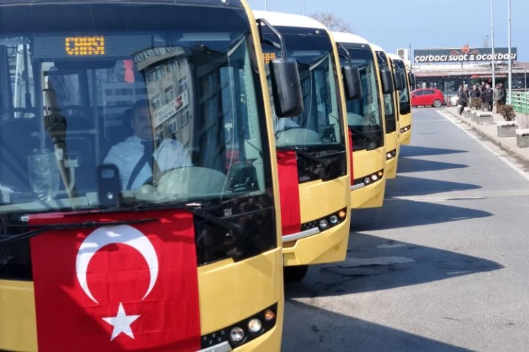 Zonguldak'ta hizmete giren yeni halk otobüsleri