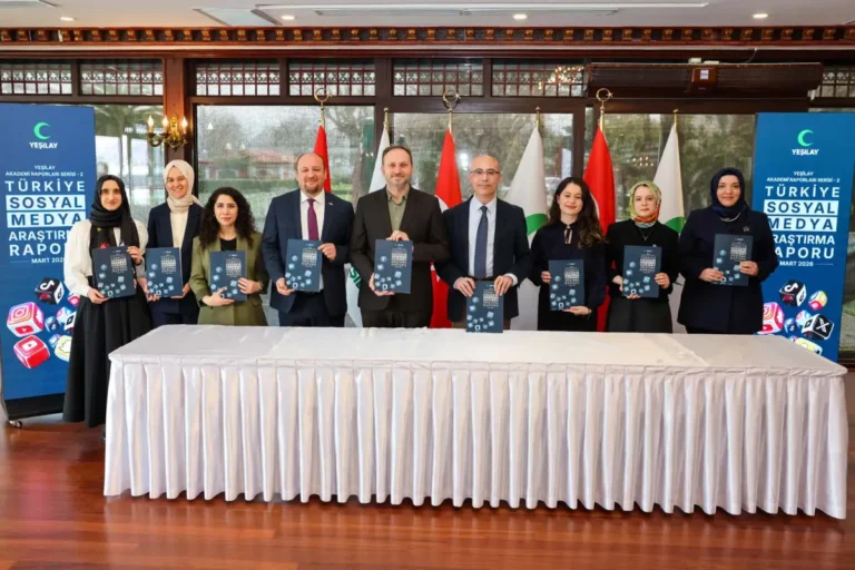 Yeşilay'dan sosyal medya bağımlılığı uyarısı: Hem bağımlılık yapıyor hem de diğer bağımlılıklara zemin hazırlıyor