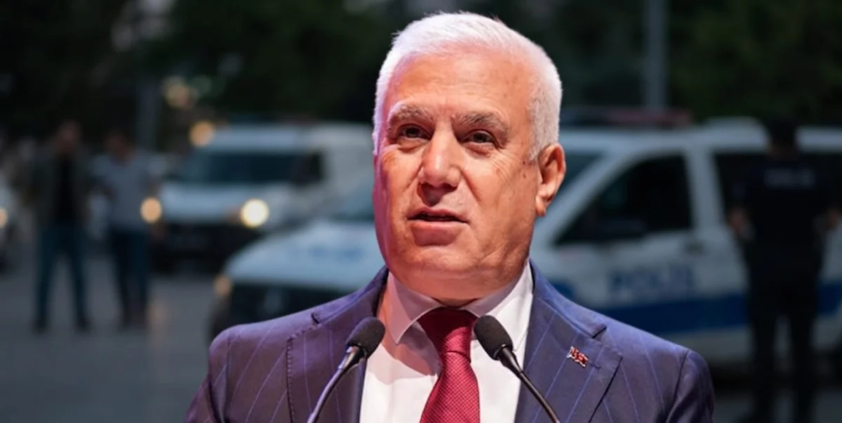 Bursa Büyükşehir Belediye Başkanı Mustafa Bozbey'in görevden uzaklaştırılmasına ilişkin haber görseli