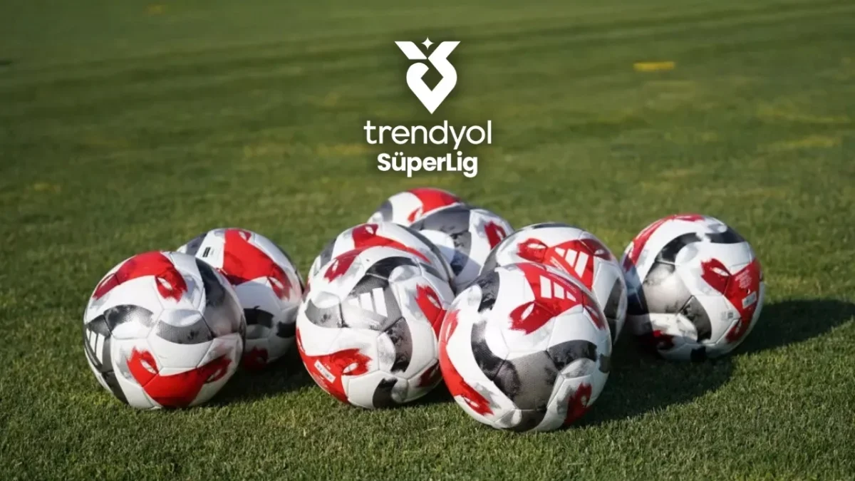 Süper Lig'de Galatasaray ile Trabzonspor arasındaki şampiyonluk yarışını belirleyecek kritik derbi maçı
