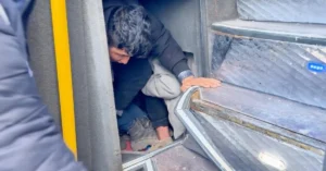 Yozgat'ta polis, bagajına 53 düzensiz göçmen gizlenmiş yolcu otobüsünü durdurdu.