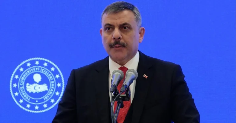 İçişleri Bakanı ve valilerin katıldığı okullarda güvenlik önlemleri toplantısı